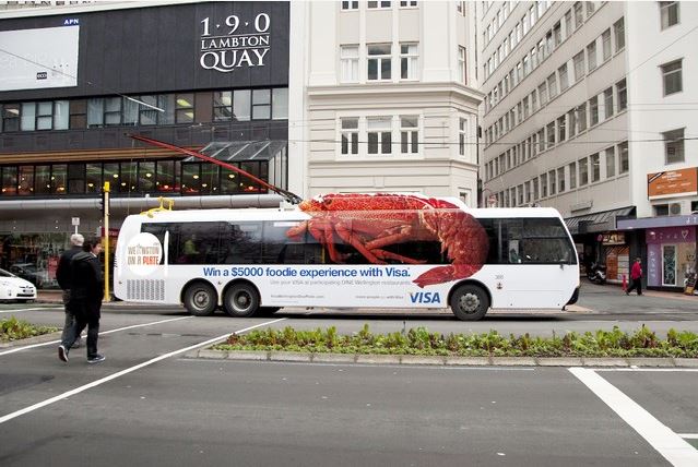 30 funny street advertisements