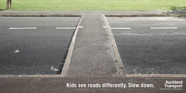 30 funny street advertisements